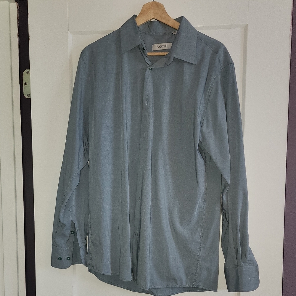 Men's Gray Dress Shirt